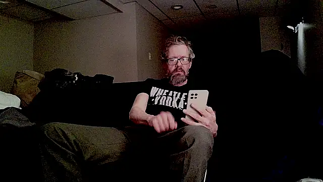 AronMellon76 online show from 3, 3, 2026