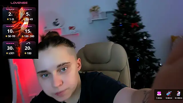 Dolly  Queen  online show from 12, 1, 2025