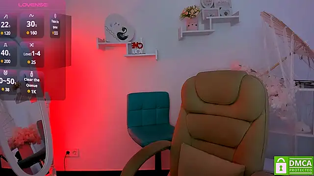 Dolly  Queen  online show from 21, 2, 2025