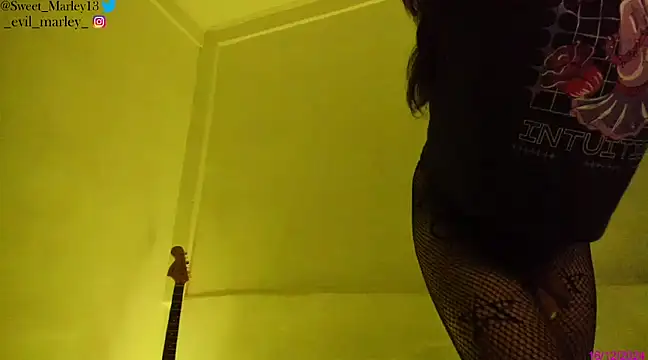 Evil Queen13 online show from 16, 12, 2024