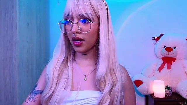 sofia blossom online show from 16, 3, 2025