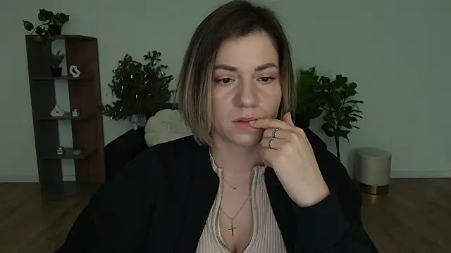 MariaSttone online show from 30, 1, 2025