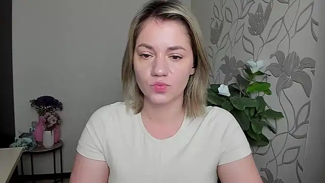 MariaSttone online show from 28, 9, 2025