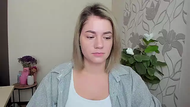 MariaSttone online show from 29, 9, 2025