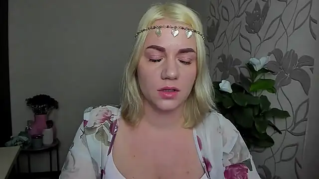 MariaSttone online show from 9, 11, 2025