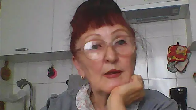 TanyaSweet634 online show from 3, 7, 2026
