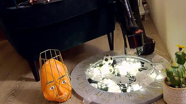 FeetVibe online show from 1, 2, 2025