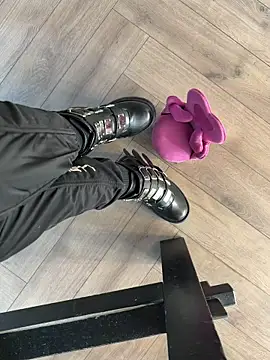 FeetVibe online show from 12, 2, 2026