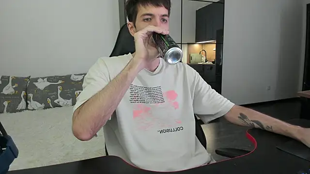 Snapshot of White_Dylan chatting on 17, 1, 2026 White Dylan online show from 17, 1, 2026