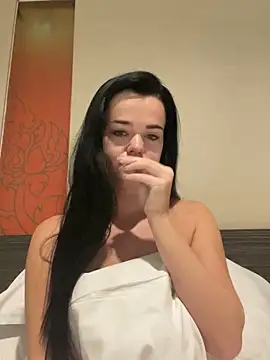 Snapshot of English-Chloe96 chatting on 13, 2, 2026 English-Chloe96 online show from 13, 2, 2026