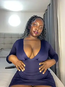 Snapshot of prettiepearl chatting on 22, 6, 2026 prettiepearl online show from 22, 6, 2026
