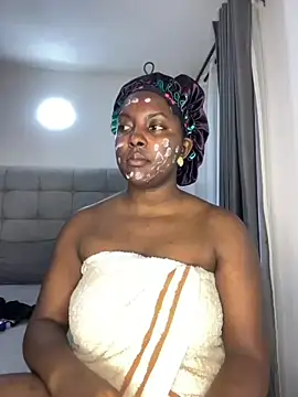 Snapshot of prettiepearl chatting on 26, 6, 2026 prettiepearl online show from 26, 6, 2026