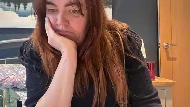 Snapshot of curvy-milf-abbie chatting on 3, 2, 2026 curvy-milf-abbie online show from 3, 2, 2026