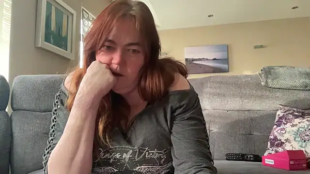 Snapshot of curvy-milf-abbie chatting on 17, 2, 2026 curvy-milf-abbie online show from 17, 2, 2026