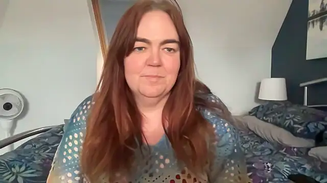 Snapshot of curvy-milf-abbie chatting on 24, 2, 2026 curvy-milf-abbie online show from 24, 2, 2026