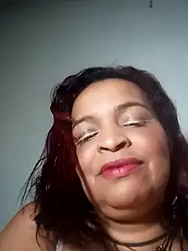 Snapshot of _violetta_- chatting on 18, 3, 2025 violetta - online show from 18, 3, 2025