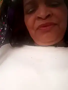 Snapshot of _violetta_- chatting on 22, 3, 2025 violetta - online show from 22, 3, 2025