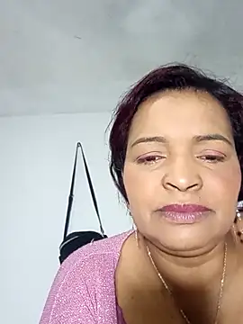Snapshot of _violetta_- chatting on 22, 9, 2025 violetta - online show from 22, 9, 2025