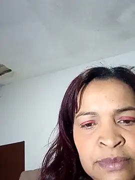 Snapshot of _violetta_- chatting on 1, 10, 2025 violetta - online show from 1, 10, 2025
