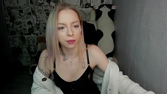 Martha Cameron online show from 8, 1, 2025