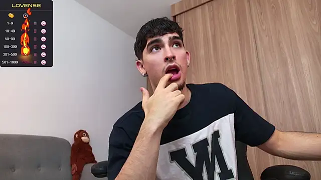 Snapshot of zenn_rush1 chatting on 11, 12, 2024 zenn rush1 online show from 11, 12, 2024