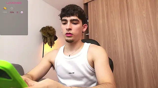 Snapshot of zenn_rush1 chatting on 31, 1, 2025 zenn rush1 online show from 31, 1, 2025