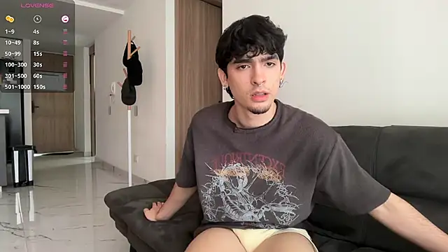 Snapshot of zenn_rush1 chatting on 13, 9, 2025 zenn rush1 online show from 13, 9, 2025