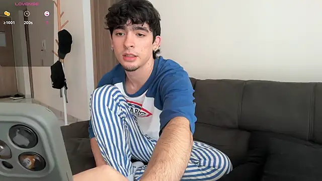 Snapshot of zenn_rush1 chatting on 25, 9, 2025 zenn rush1 online show from 25, 9, 2025