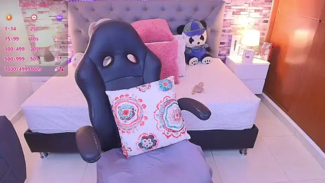 italy   boobs online show from 14, 11, 2025