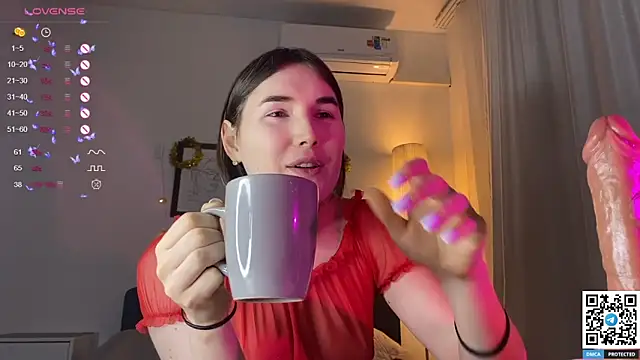 Snapshot of Maria_Bowie chatting on 3, 1, 2025 Maria Bowie online show from 3, 1, 2025