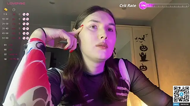 Maria Bowie online show from 5, 11, 2025