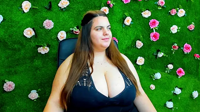 Snapshot of Huge_Titties_ chatting on 12, 1, 2025 Huge Titties online show from 12, 1, 2025
