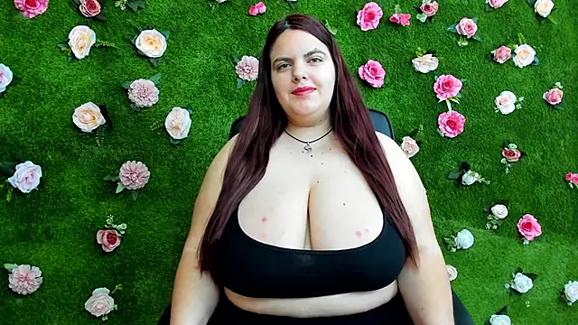 Snapshot of Huge_Titties_ chatting on 1, 3, 2025 Huge Titties online show from 1, 3, 2025