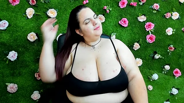 Snapshot of Huge_Titties_ chatting on 7, 3, 2025 Huge Titties online show from 7, 3, 2025