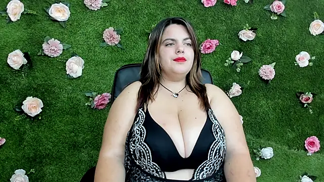 Snapshot of Huge_Titties_ chatting on 14, 9, 2025 Huge Titties online show from 14, 9, 2025