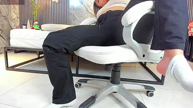 julietha taylor online show from 19, 12, 2025