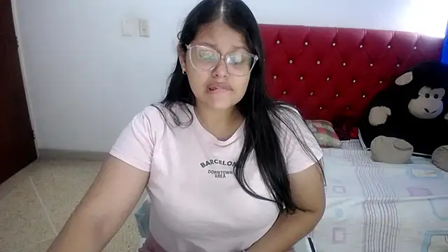 Snapshot of angel_barbie_1 chatting on 16, 6, 2026 angel barbie 1 online show from 16, 6, 2026