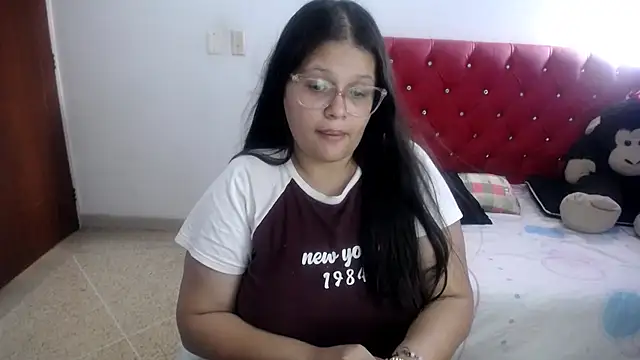 Snapshot of angel_barbie_1 chatting on 30, 6, 2026 angel barbie 1 online show from 30, 6, 2026