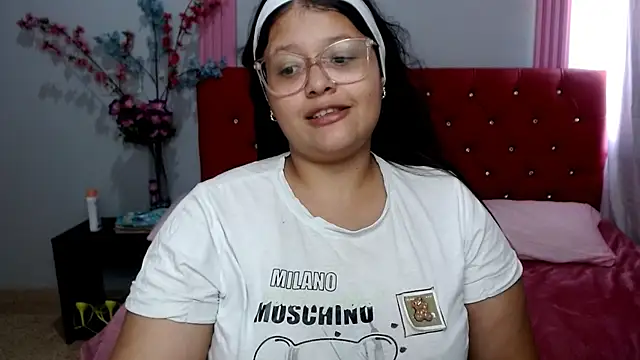 Snapshot of angel_barbie_1 chatting on 28, 7, 2026 angel barbie 1 online show from 28, 7, 2026