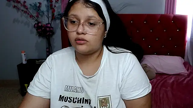 Snapshot of angel_barbie_1 chatting on 28, 7, 2026 angel barbie 1 online show from 28, 7, 2026