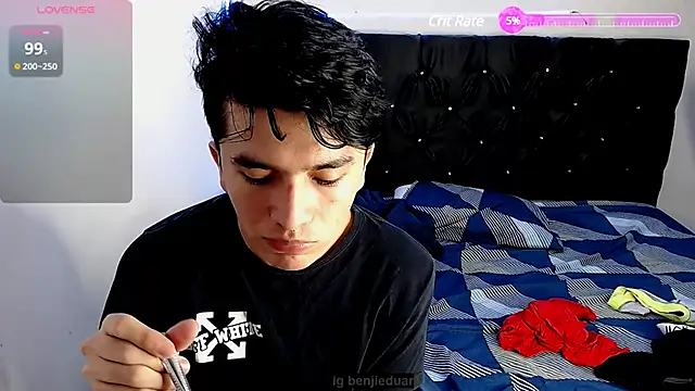 benji hoter online show from 1, 2, 2025