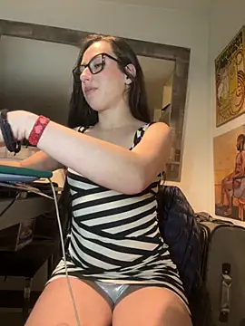 Snapshot of milena_23x chatting on 2, 11, 2025 milena 23x online show from 2, 11, 2025