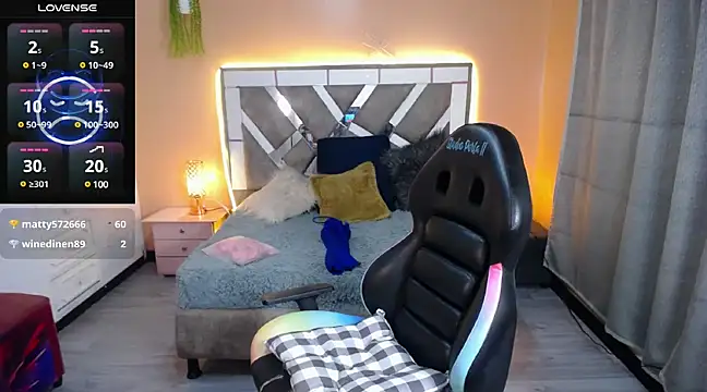 Scarllett BDSM online show from 6, 12, 2024