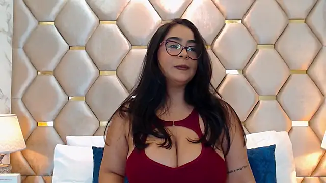 Snapshot of DevonPiers chatting on 13, 11, 2025 DevonPiers online show from 13, 11, 2025