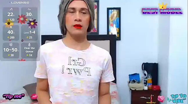 tifaniith online show from 15, 1, 2025