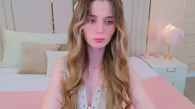 MarybethSnow online show from 15, 4, 2026