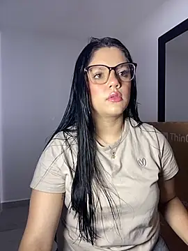 Snapshot of kimberlyhills1 chatting on 24, 10, 2025 kimberlyhills1 online show from 24, 10, 2025