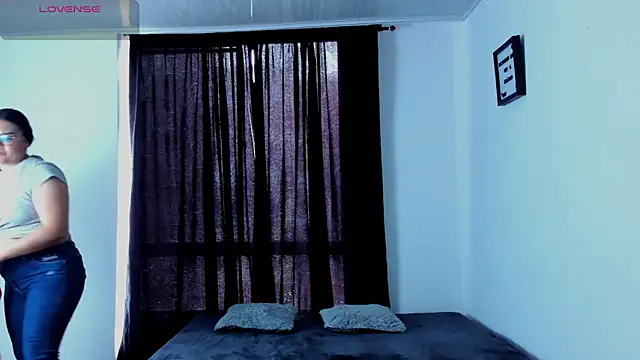 Snapshot of lorymoon chatting on 15, 12, 2024 lorymoon online show from 15, 12, 2024