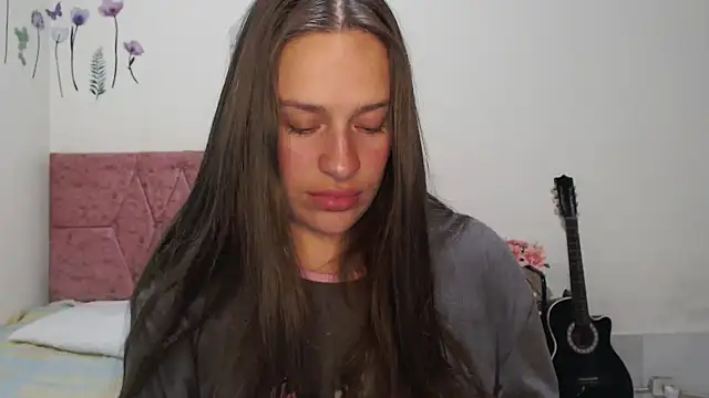 Snapshot of Serenity chatting on 9, 9, 2025 Serenity online show from 9, 9, 2025