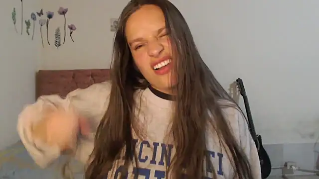 Snapshot of Serenity chatting on 1, 11, 2025 Serenity online show from 1, 11, 2025